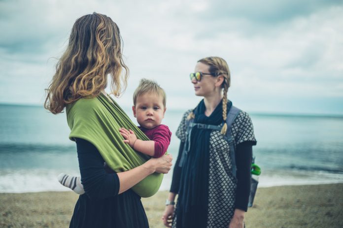 Couple de lesbiennes. La Pma pour toutes les femmes