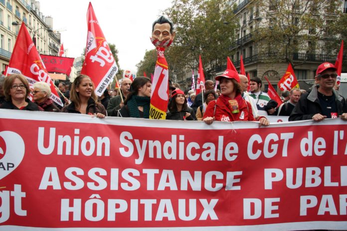 Manifestation pour sauver l'hôpital public, Paris, ©123RF