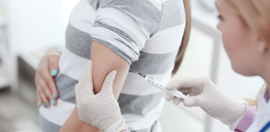 femme enceinte, vaccination anti grippale 123RF ©