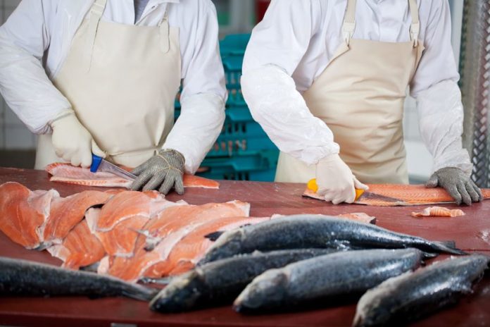 Les deux tiers des produits de la mer se retrouvant dans les assiettes françaises proviennent de l’étranger, explique l’association ASC © 123 RF