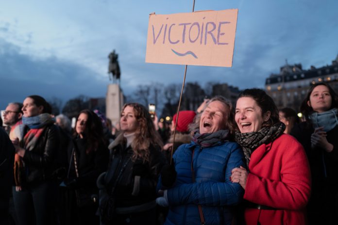 Rassemblement organise par la Fondation des Femmes au Trocadero pour le vote de l entree de IVG dans la constitution, avortement, feministe © Mathilde Mazars/REA